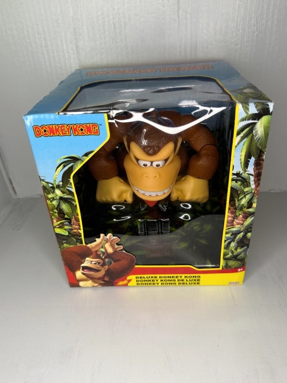 Nintendo Donkey Kong Deluxe Figure - Brown & Yellow